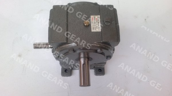 Worm Gearbox manufactured by Anand Gears, Bhayander — workshop photo 11