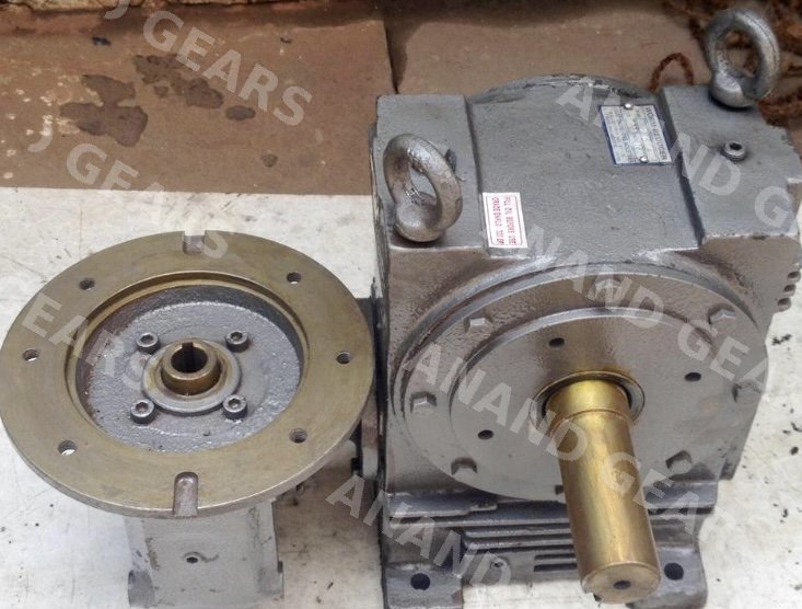 Worm Gearbox manufactured by Anand Gears, Bhayander — workshop photo 31